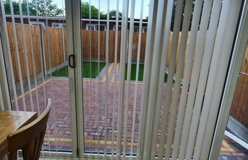 5 Bedroom House by monishortlets - Foto 73