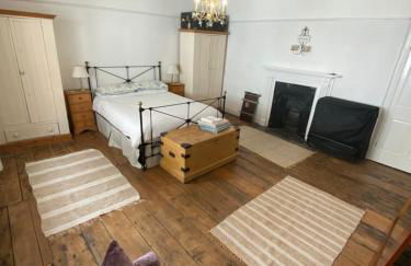 Fermaine, 50m from sea, garden, dogs, town centre - Photo 21