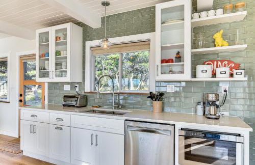 3-Acre Oceanfront Home Game Room and Fire Pit! - Foto 6