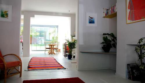 Large, modern, light, open plan designer house - Foto 4
