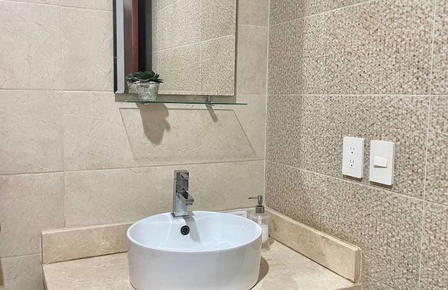 Alcantara Apt, Ground Floor, Great for Digital, 2 Blocks Walk to Beach - Foto 17