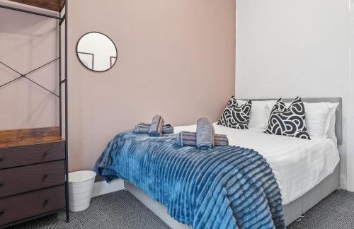 Crew Quarters - Your Ideal Stay in Bury - Photo 27