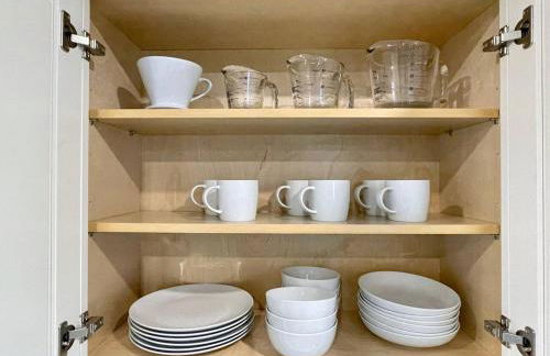 Top Floor-Work Here-Walk Downtown-King Bed - Foto 11