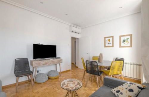 4 bedrooms 2 bathrooms furnished - Salamanca - bright - MintyStay - Photo 3