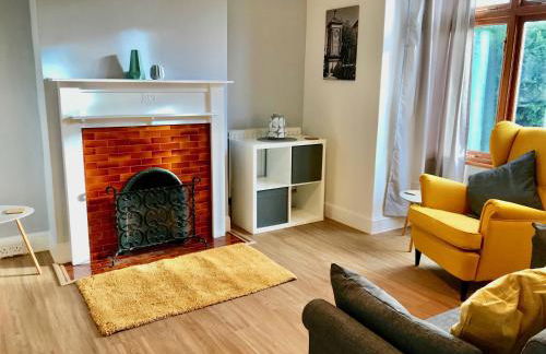 Lyndale House - Exclusive use, self catering, fpventures Stroud - Foto 8