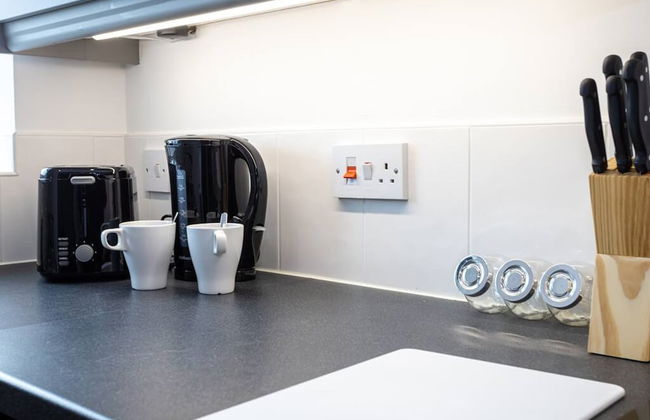 Lovely One-bedroom Serviced Apartment in Eccles - Foto 12