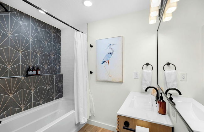 Bearcat Bungalows Two Homes One Rental, Sleep 22 - Photo 23