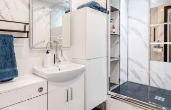 One Bed Room Apartment in Aberdeen City Centre Home Away From Home - Photo 10