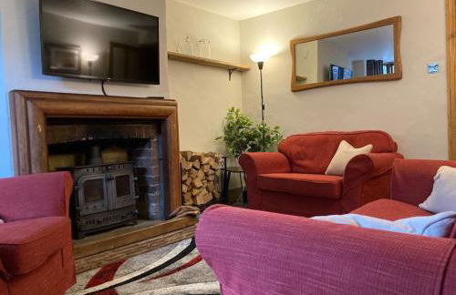 Pieman's Cottage - Pulborough, West Sussex Cottage - sunny courtyard - Foto 12