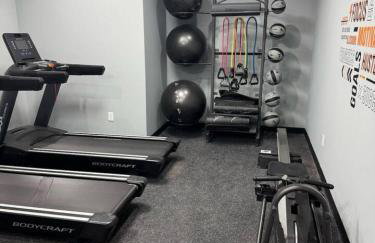 Albany Studio with Kitchen, WiFi, Gym and Game Room Near Capitol - Foto 17