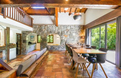 Chalet Les Praz - 280sqm - Sauna Cinema Fitness - 5 Bedrooms in Heart of Les Praz - By Cozee Rentals - Foto 3