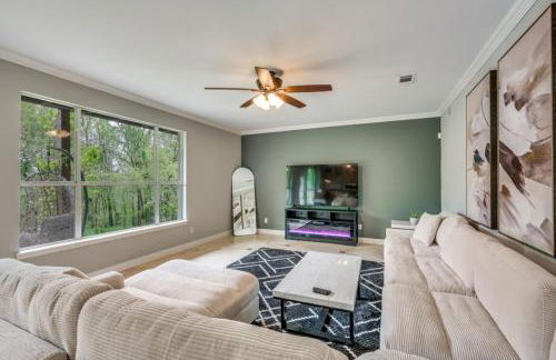 Lakefront Oasis King BDGame RoomLake Access - Foto 11