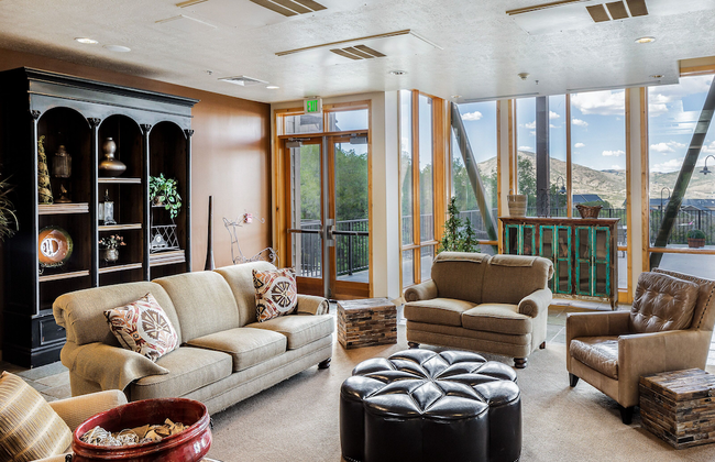 Lake View Ski Chalet - Photo 21