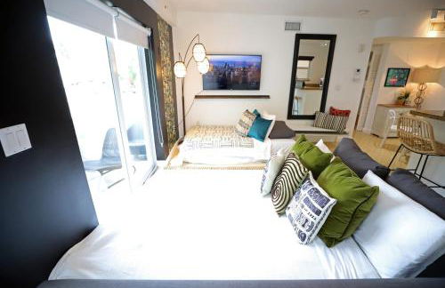 South Beach Walk to Sea Free Parking & Balcony Family & Pet Friendly - Foto 10