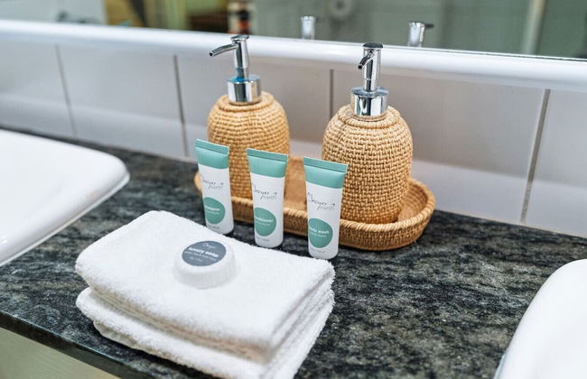 Harbour Haven Penthouse Marina View Balcony BBQ - Photo 43