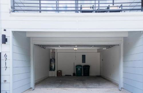 Cozy and Chic 3BR Retreat in Downtown Houston - Foto 40