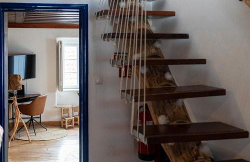 Charmingly Renovated Village House in Sintra, Penedo - Photo 36