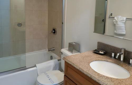 PlanURstay - Spacious Midtown West Fully-Serviced - 1BR & 1BTH - Foto 16