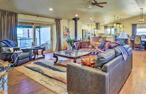 Beulah Home with Wraparound Porch and Mtn Views - Foto 1