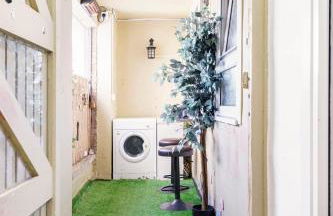 Lovely 1-bedroom property with balcony in West end - Foto 18