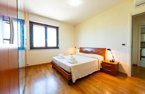 GuestHost - Bright Apartment with Terrace - Photo 15