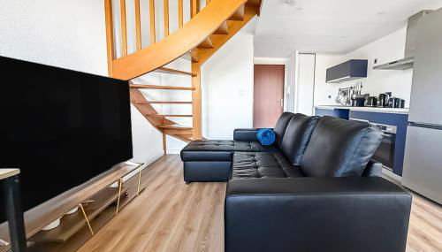 Duplex moderne et lumineux avec piscine et parking - Foto 2