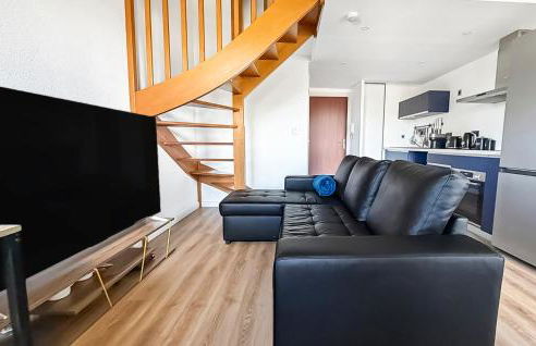 Duplex moderne et lumineux avec piscine et parking - Foto 2