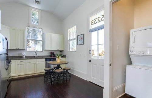 Charming 2BR on Carondelet by Hosteeva - Foto 68