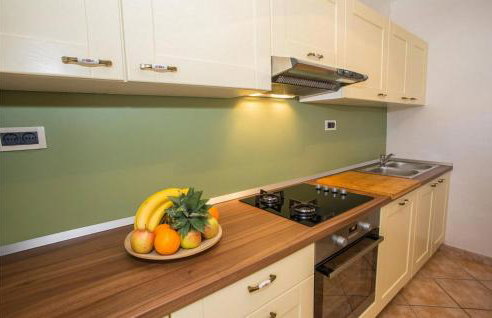 Lovely Apartment In Porec With Wifi - Foto 8