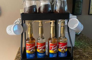 Group Retreat with Hot Tub & Studio - Foto 80