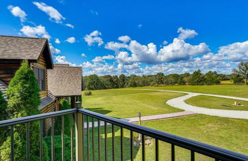 Game Room, Deck and Yard Lake of the Ozarks Retreat - Foto 17
