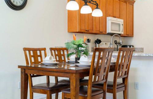 Sunkist Getaway - Photo 41