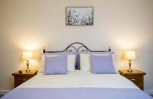 Awel Taf - A well-appointed cottage comfortably accommodates up to six guests - Foto 6