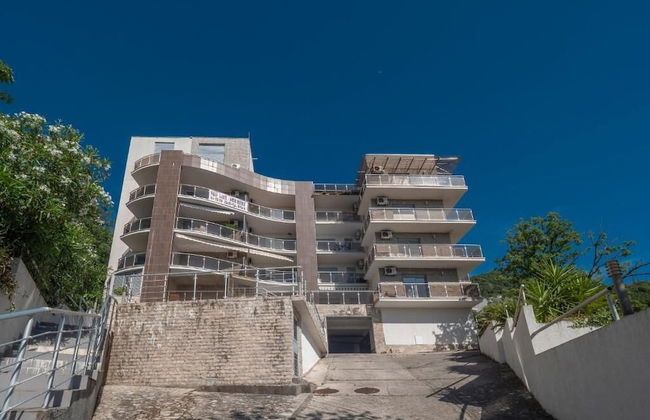 Seaview Couple Studio with pool Przno - Photo 12