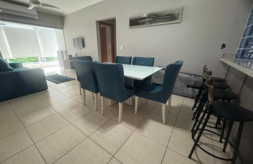 LINDO, apartamento praia da enseada Ubatuba, 100 mts da praia - Foto 12