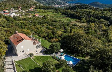 Villa Sunrise by Villas Guide - Foto 1