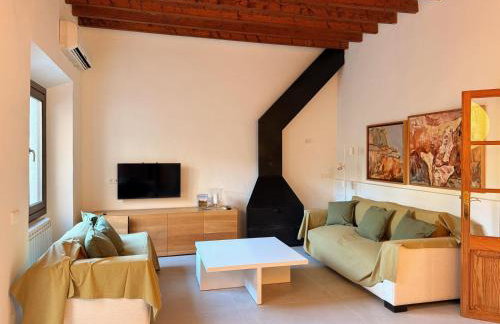 Manyolas 93 - Photo 1