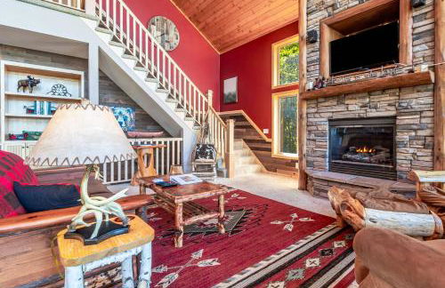 Spacious Leech Lake Home on 2 Private Acres, 200' of lake shore 15 Minutes to Walker with boat lift, dock, swimming, fire pit - Foto 18