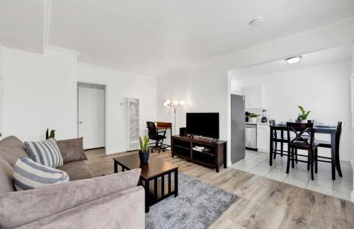 Cozy Elegant Oasis With Parking - Foto 3