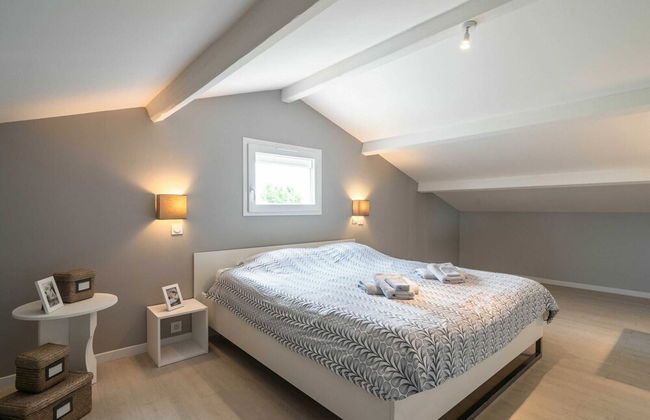 Luxurious Villa in Saint Genies de Fontedit With Heated Pool - Foto 8