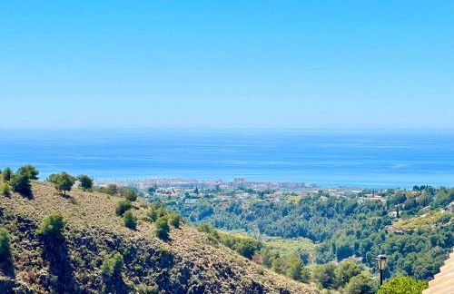 Apartamentos Axarquia , Frigiliana, terraza privada con vistas a la montaña rio y al mar - Photo 61