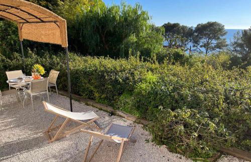 Sea View Studio with Large Terrace 5-Min Walk to the Beach - Foto 1