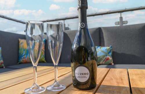 Luxury Penthouse with Private Hot Tub Overlooking Leeds City Centre - Foto 22