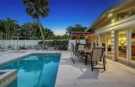 Relax & Recharge - Private Pool Oasis Near Beach & St. Armands Circle - Foto 3