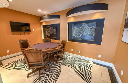 Crystal Palm Lakefront Luxury Home 6 Bed and 5 Bath - Foto 37