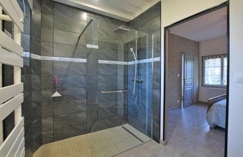 4 Bedroom Cozy Home In Montsenelle - Foto 26