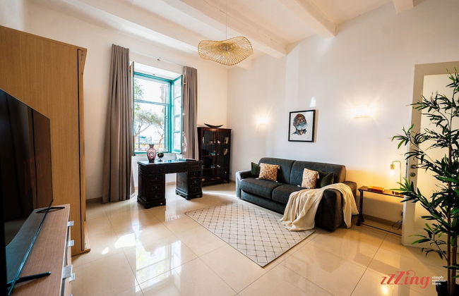 Elegant Maltese Hideaway Near Valletta - Photo 4