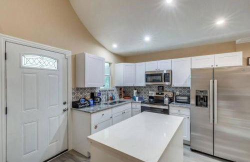 StockYards-BBobs-4mins! GrayLee House.4-Bedrooms - Foto 4