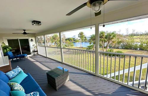 Tranquil Lakeview Home w Porch Bokeelia Retreat - Foto 5