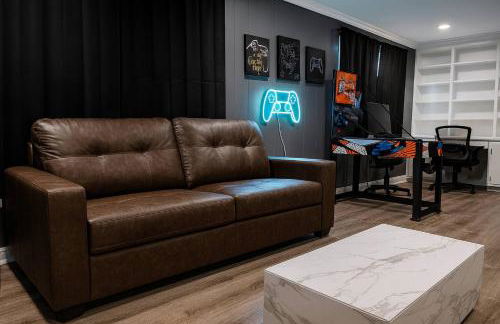 Modern Stay on Green Valley - 2.5 Mi to Downtown - Foto 37